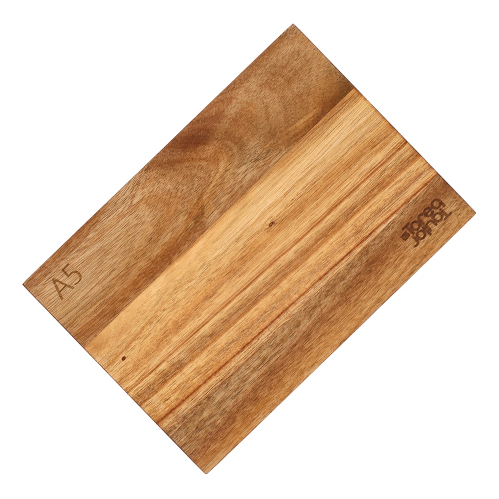 By Tareq Taylor Skärbräda Tarragon 21x14,8 cm Akaciaträ