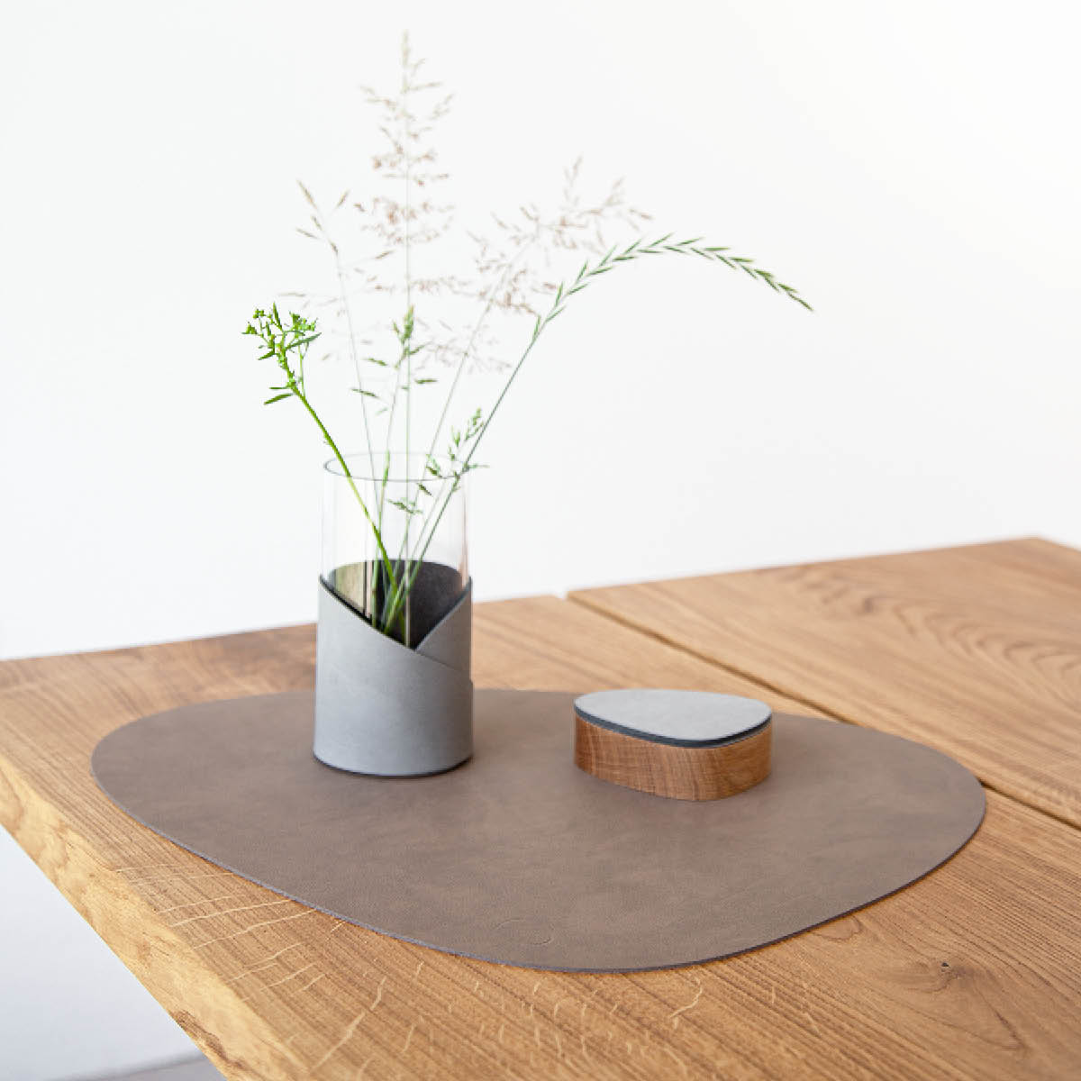 Nupo Curve Tablett 37x44 cm Brown