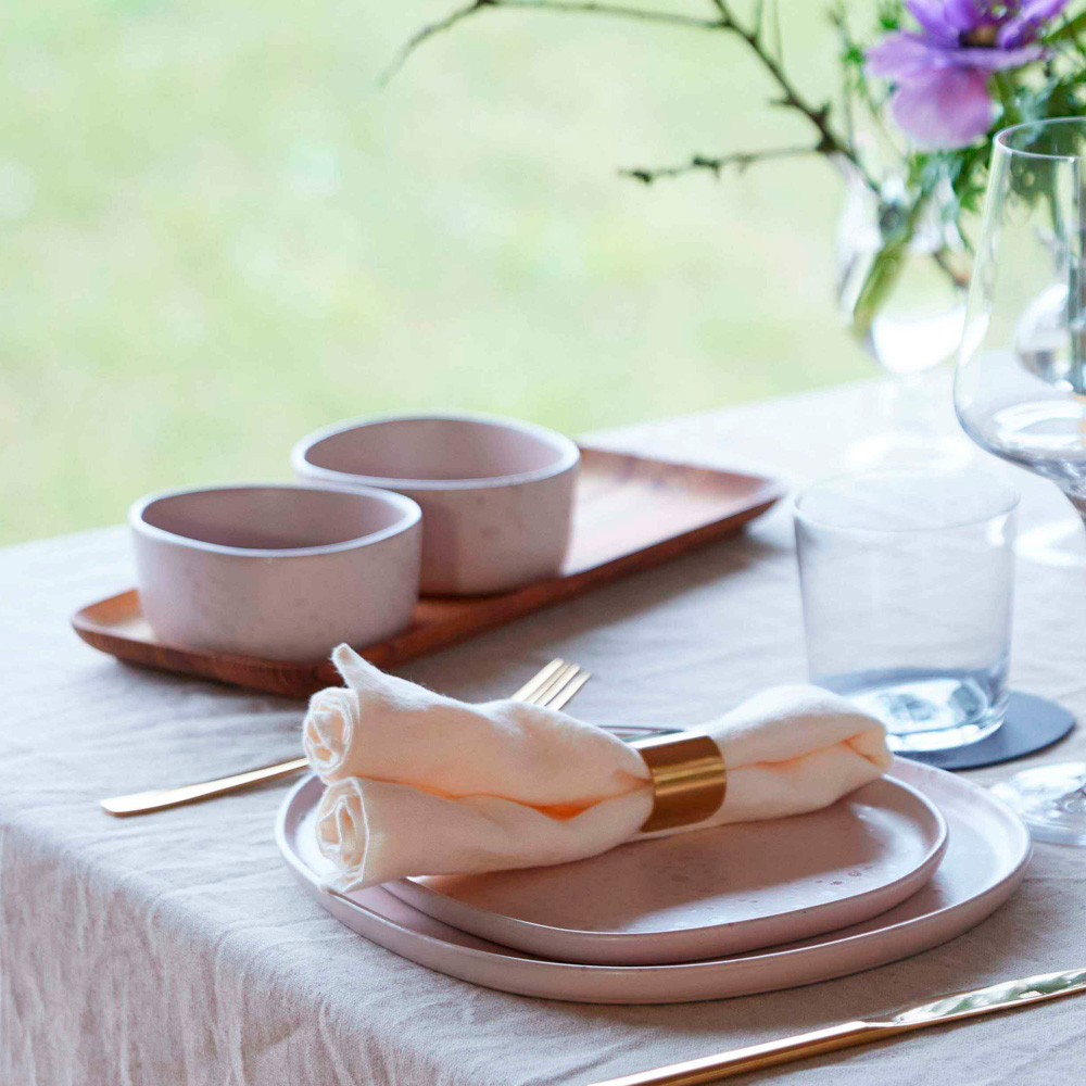 Raw Skålar på teakträbräda 4 delar Nude