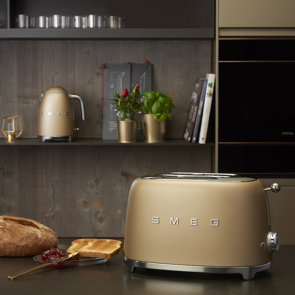 Smeg 50's Style Brödrost 2 skivor Matt Guld