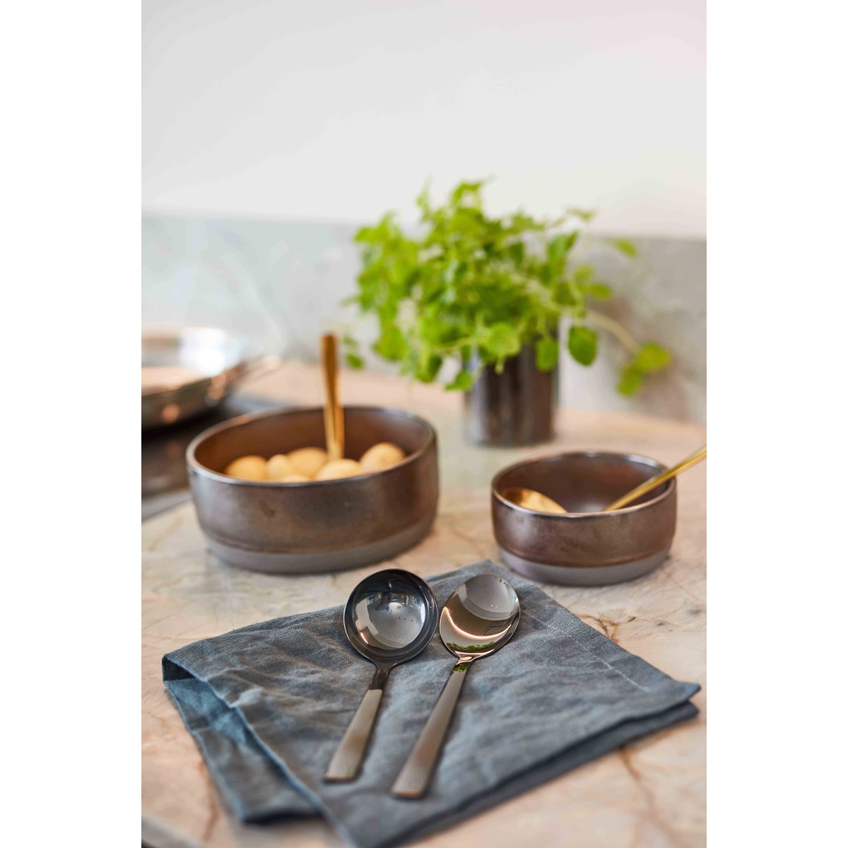 Raw Sås/potatisked 2 delar Matt svart