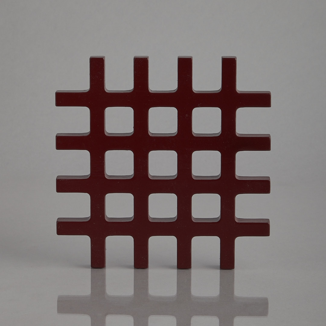 Matilda Karlsson ljushållare kvadrat vinröd