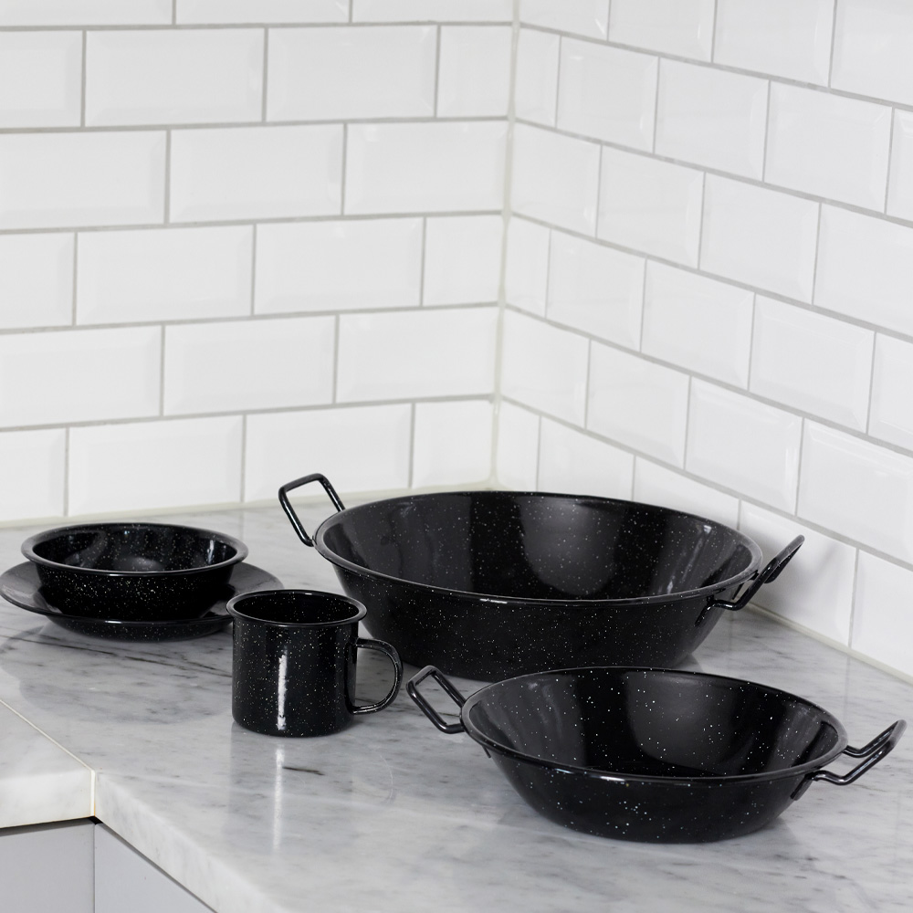 Doris Emaljskål 16 cm Svart