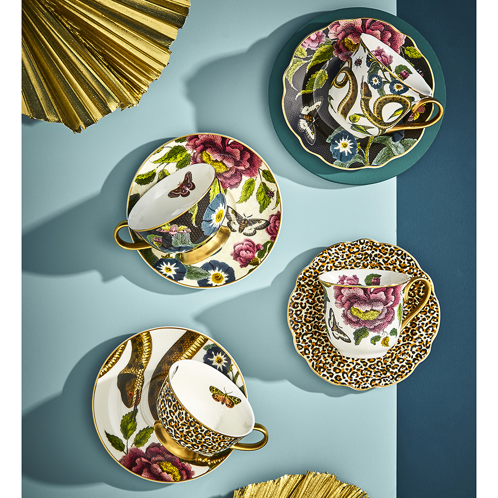 Creatures of Curiosity Tekopp med fat 25 cl Snake/Black