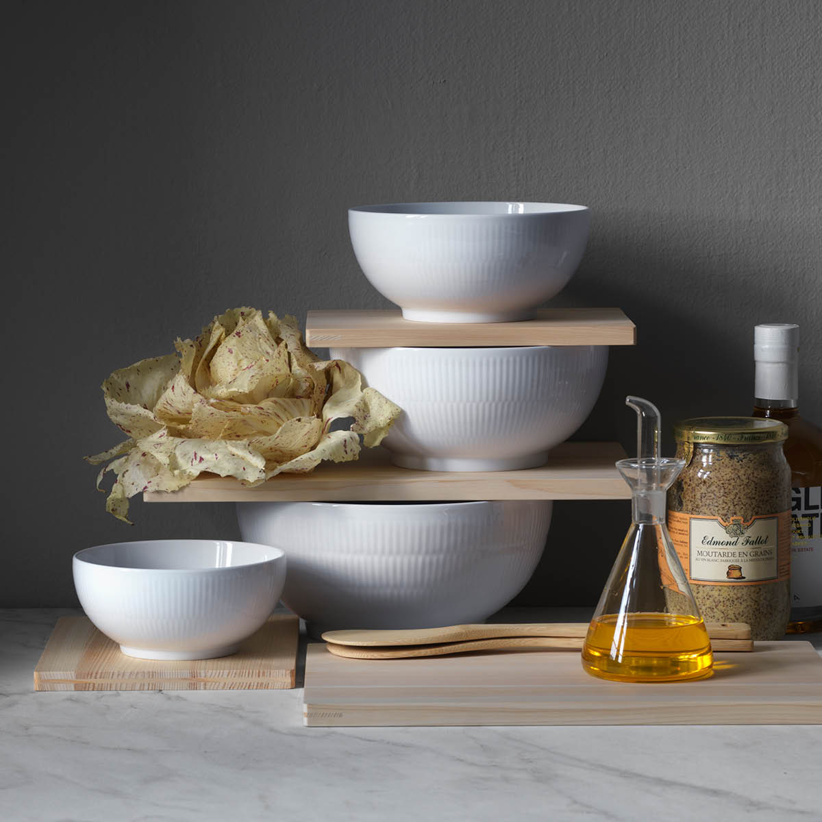 White Fluted Skål 18 cm 1,1 L