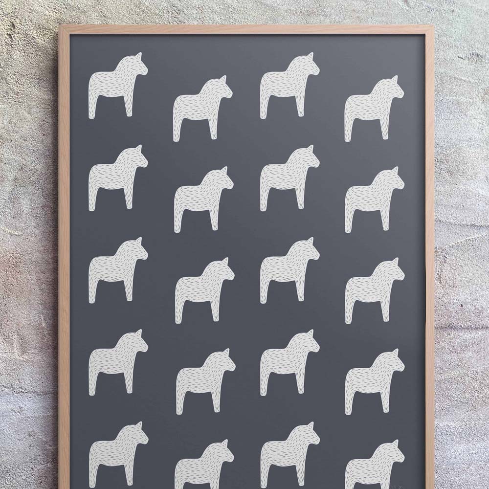 Poster 50x70 cm Dalahästen