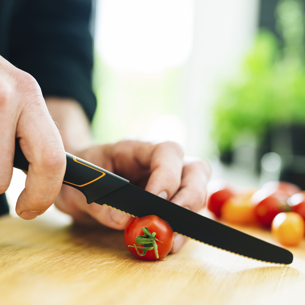 Edge Tomatkniv 13 cm Svart