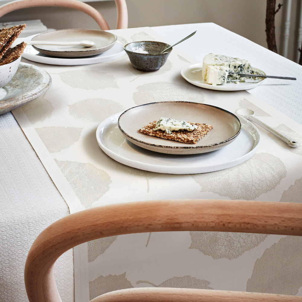 Bladnerv Bordslöpare 35x120 cm Ljusgrå