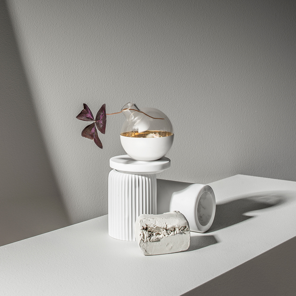 Pomme Vas/Lykta 9,5 cm Vit/Mässing