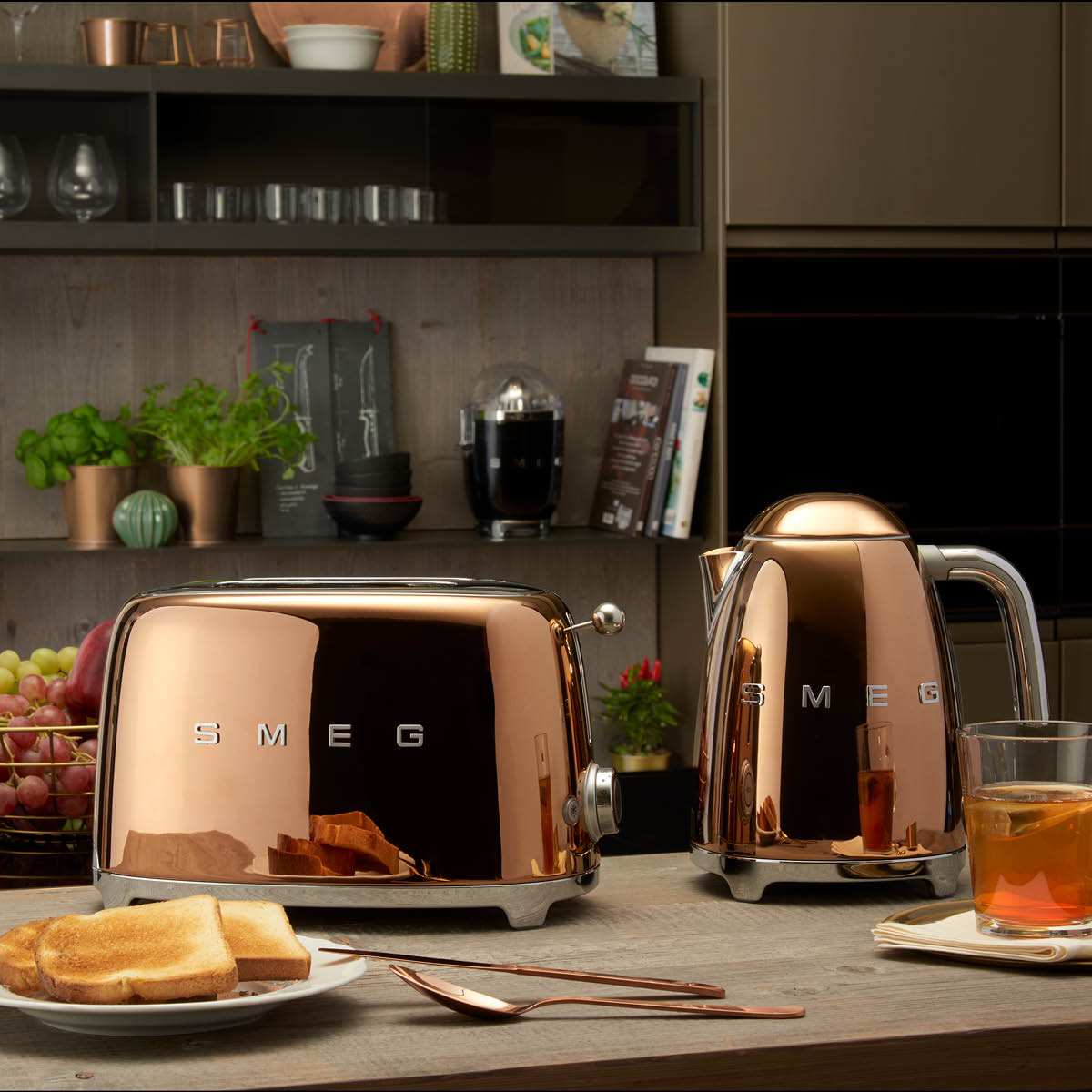 Smeg 50's Style Vattenkokare 1,7 L Roséguld