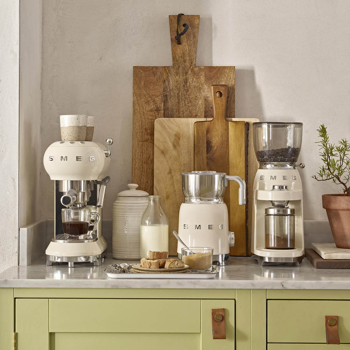 Smeg 50's Style Mjölkskummare Creme