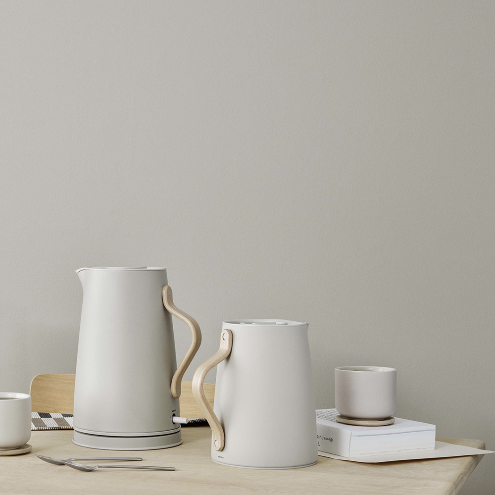 Danish Modern Emma Termoskanna Te 1 L Soft Sand