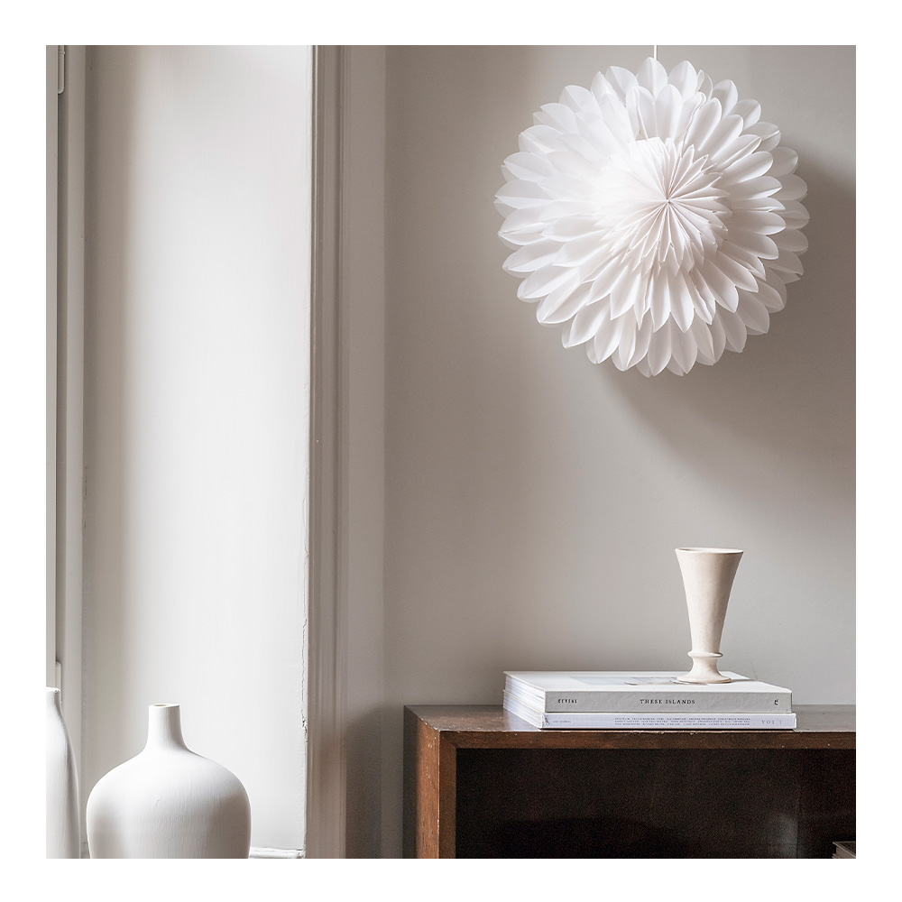 Lotus Julstjärna 44 cm Vit