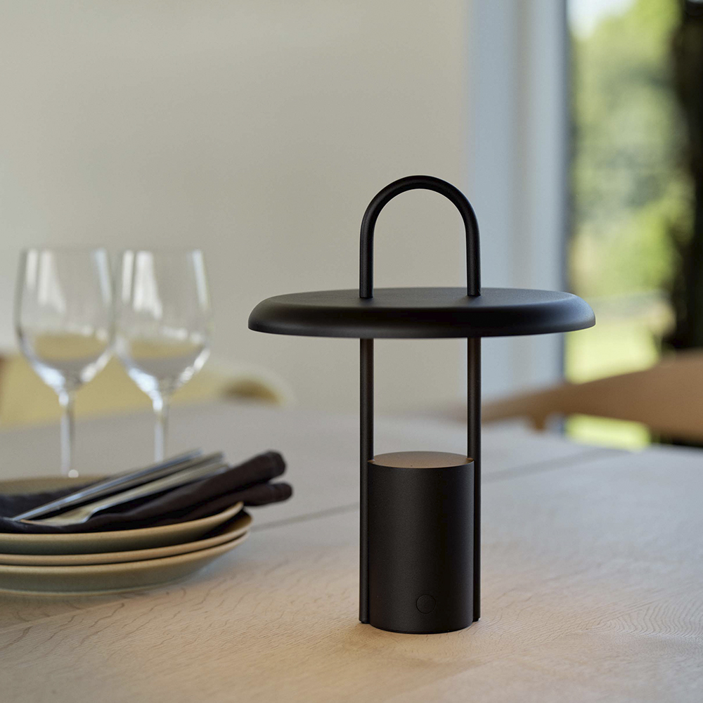 Pier LED-lampa Svart