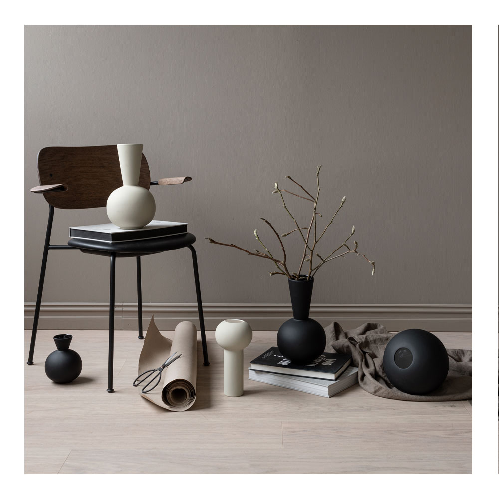 Trumpet Vas 30 cm Svart