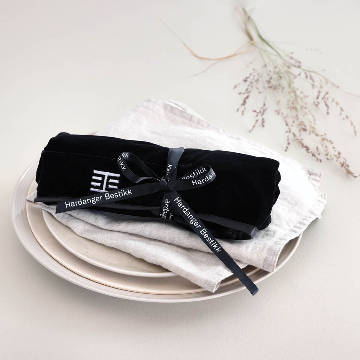 Hardanger Besticklinda för 12 delar