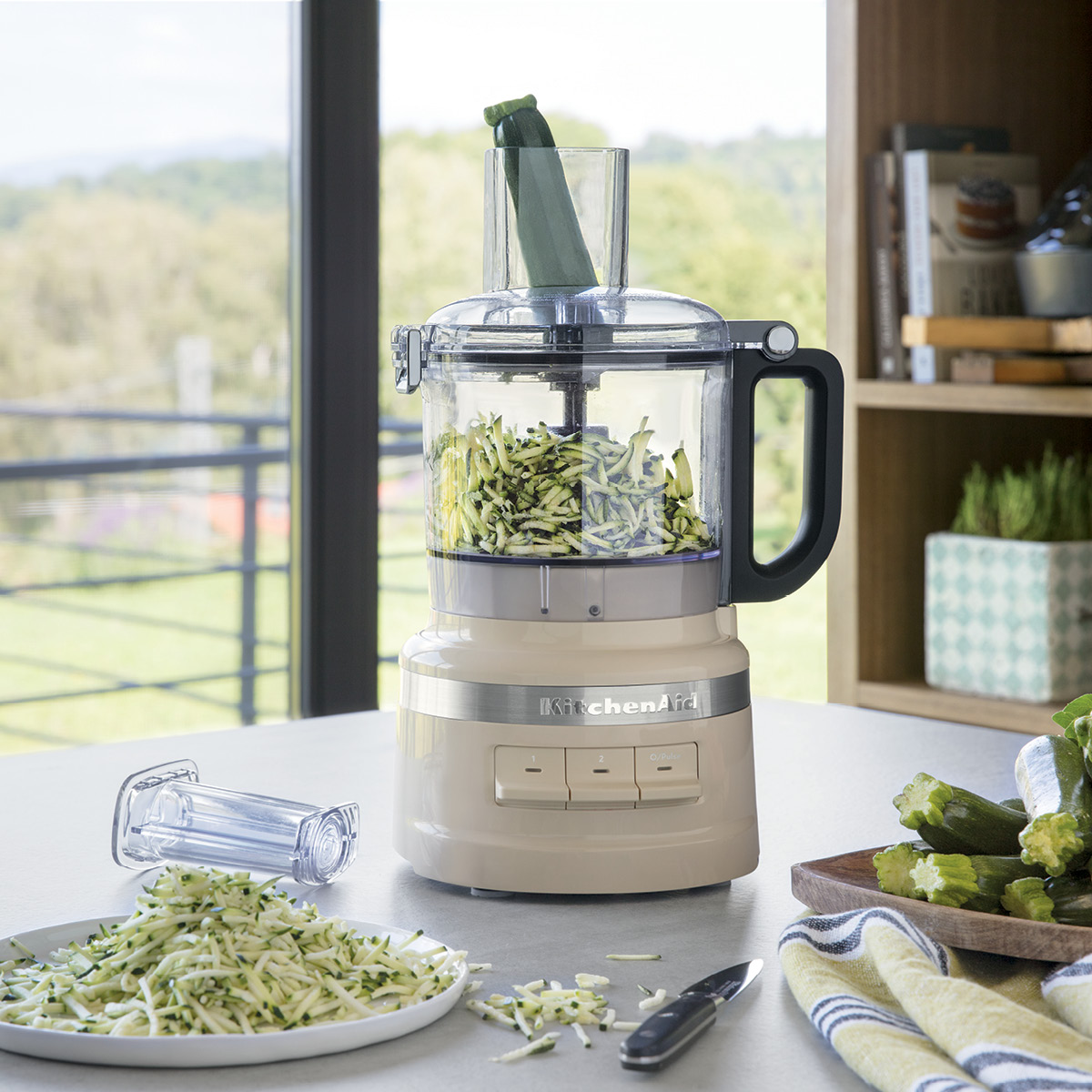 KitchenAid Midline Matberedare 1,7 L Creme