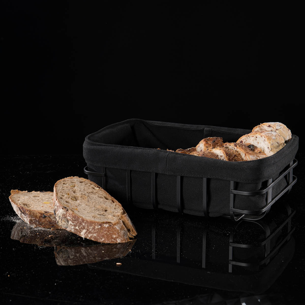 Vintri Brödkorg 25x18 cm Svart