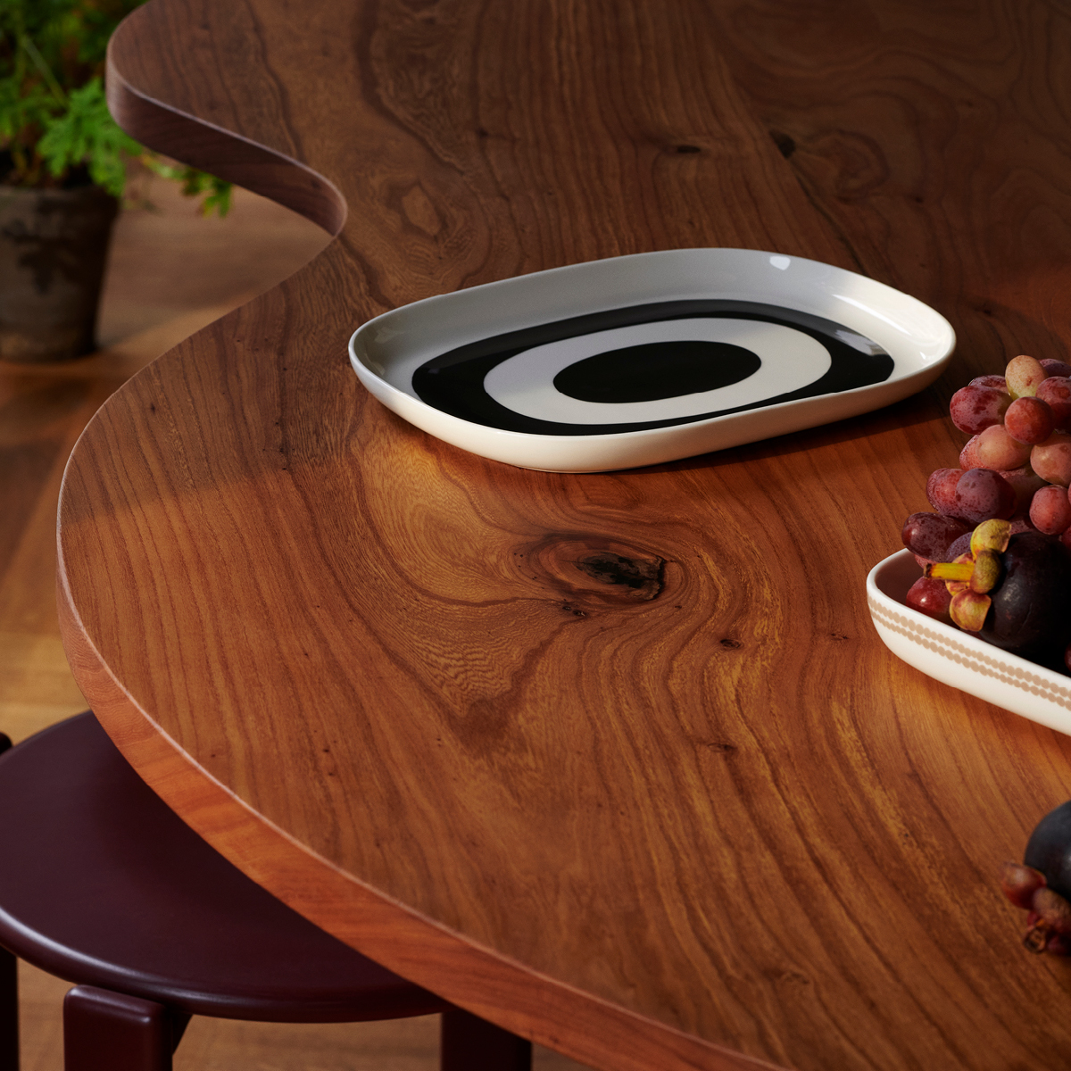 Oiva Melooni Tallrik 23x32 cm