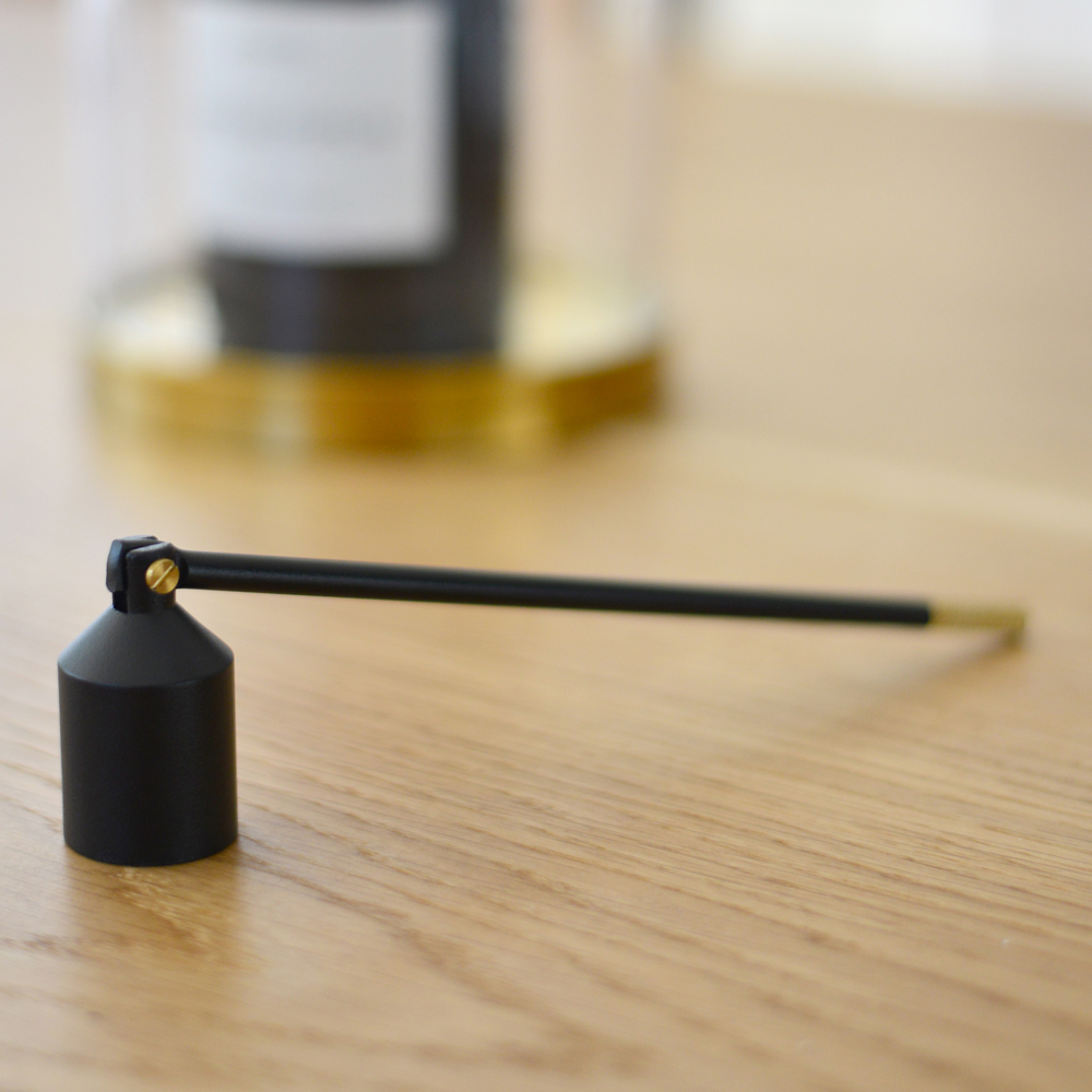 Three Stars Ljuskvävare Svart