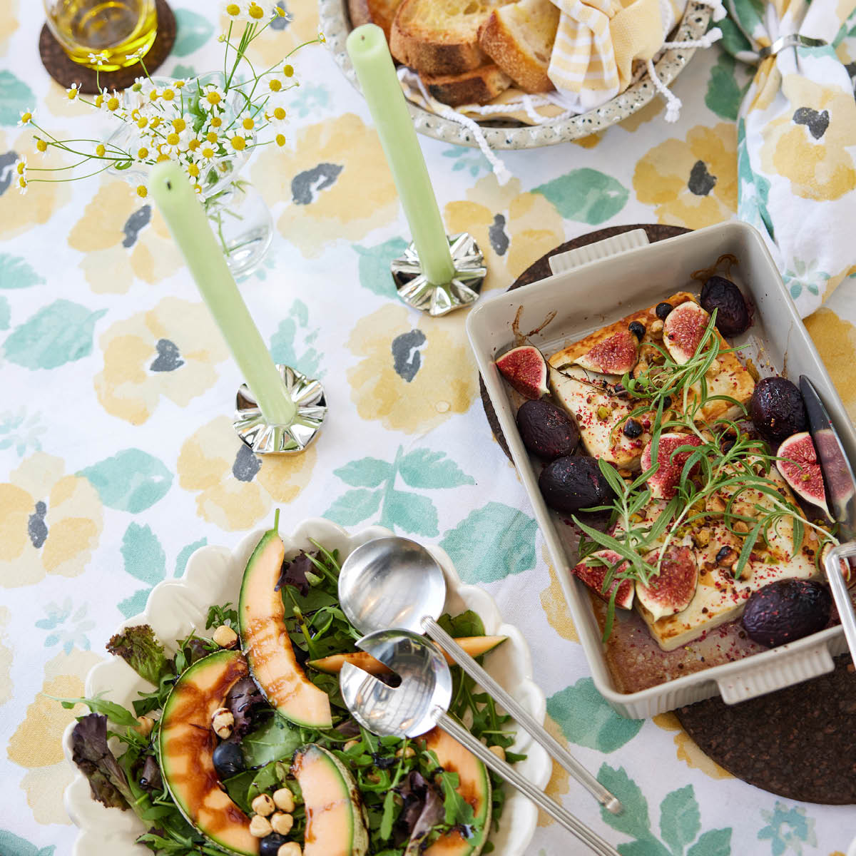 Eden Vaxad Bordsduk 150x250 cm Gul