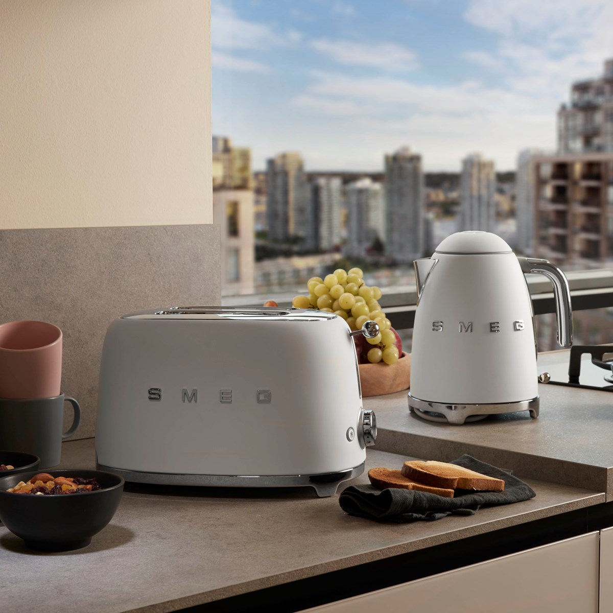 Smeg 50's Style Brödrost 2 skivor Matt Vit