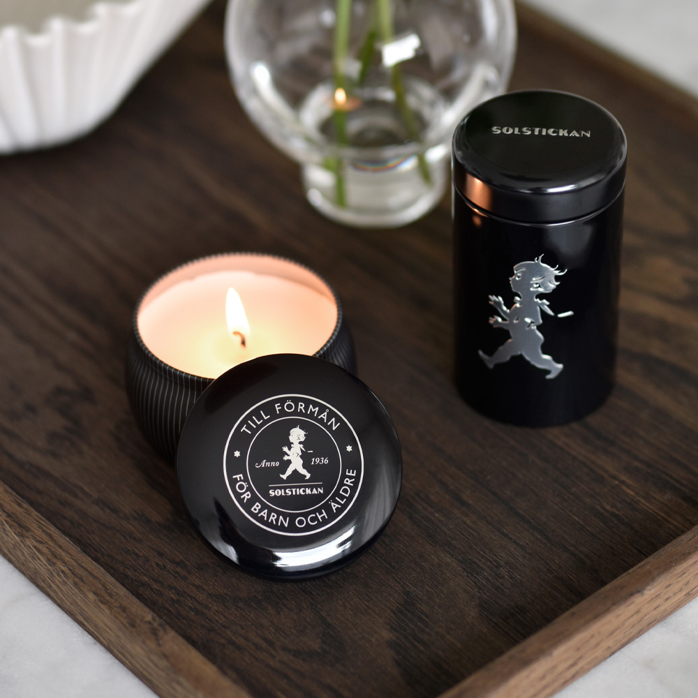 Presentförpackning Doftljus+Tändsticksrör Cederträ