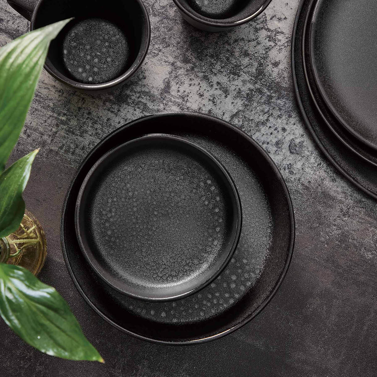 Raw Sopptallrik 19,4 cm Titanium Black