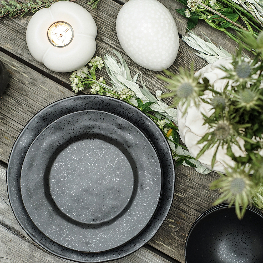 Mist Tallrik flat 22 cm Svart