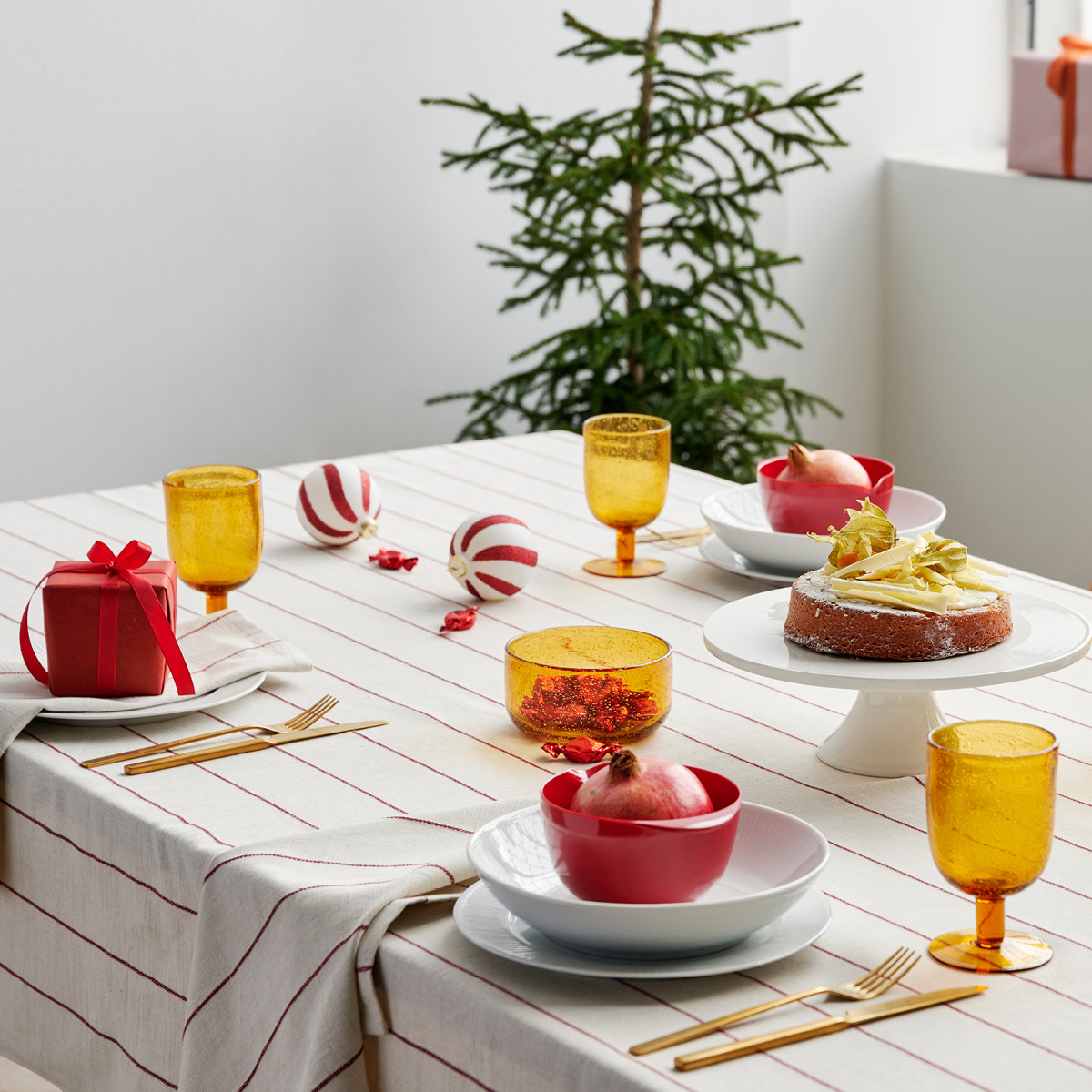 Pure Linen Duk 140x320 cm Offwhite/Red