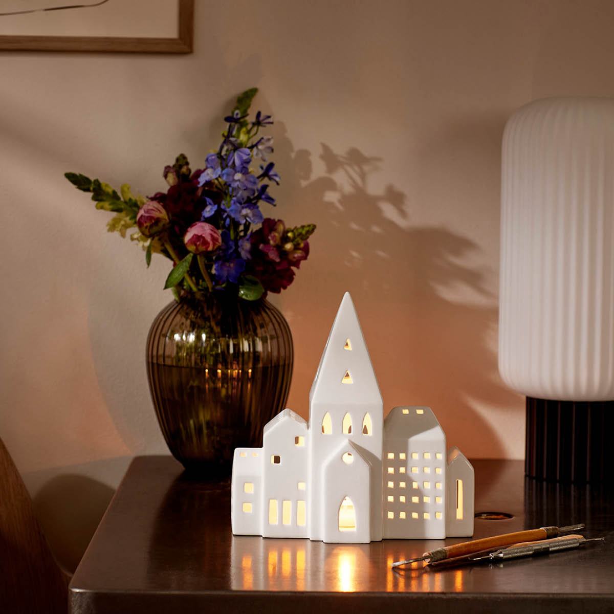 Urbania Ljuslykta City 21 cm Vit