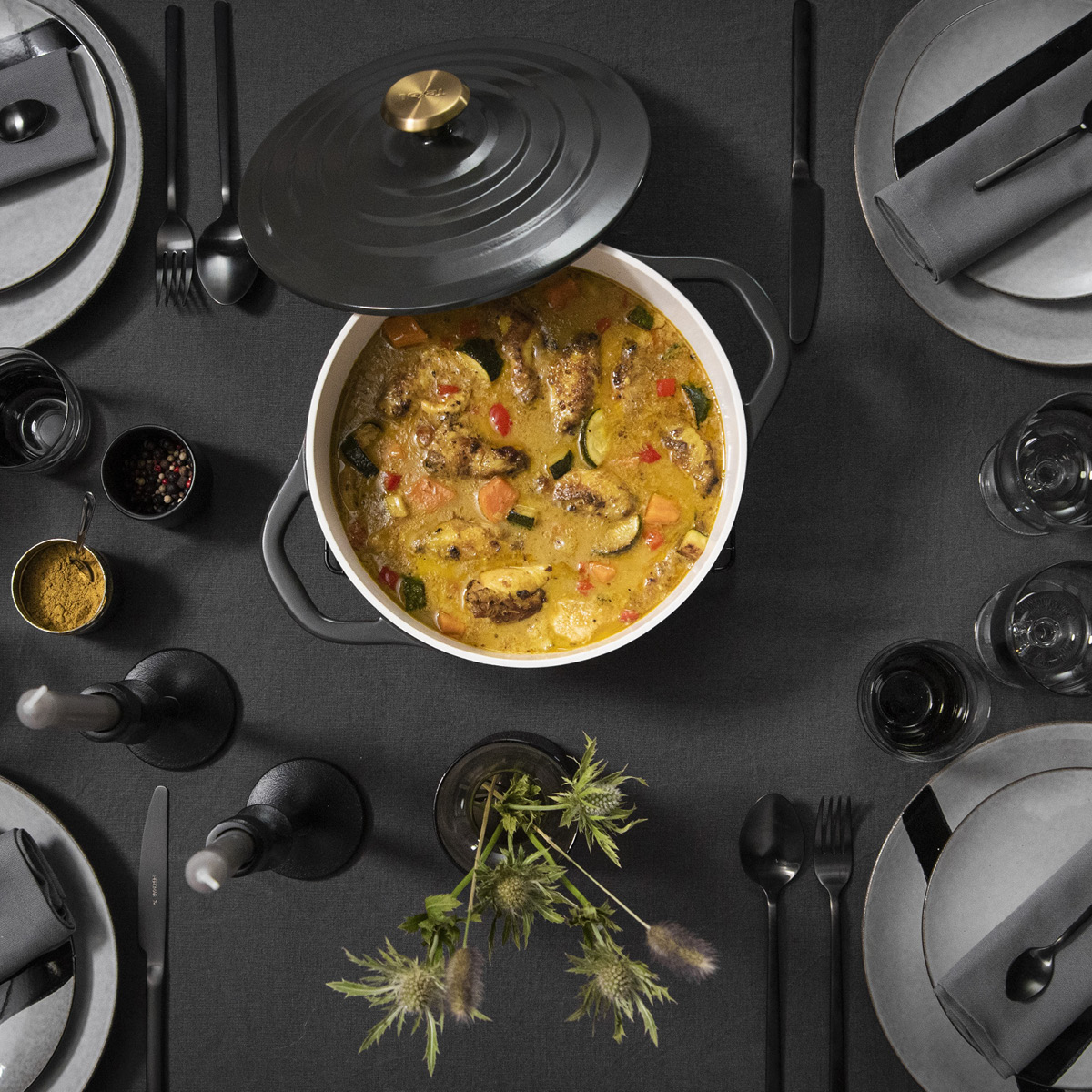 Air Gryta 24 cm Grå