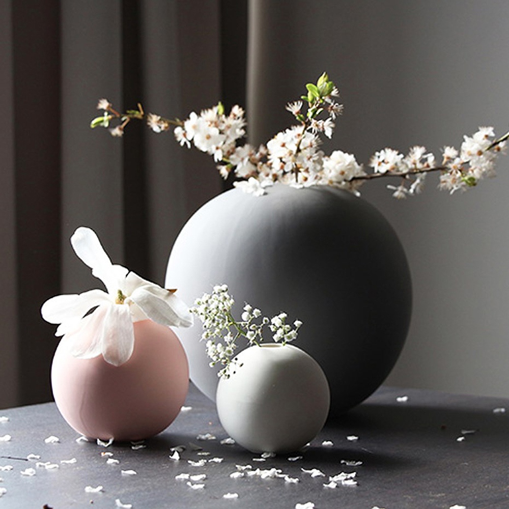 Ball Vas 20 cm Grå