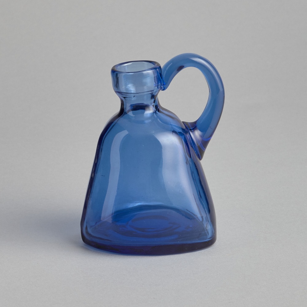 Kanna i Blått Glas