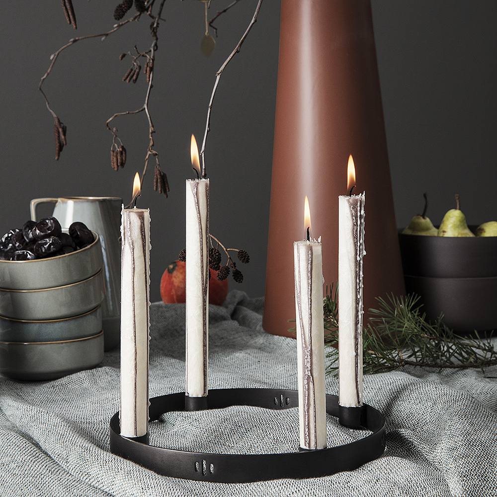 Circle Ljushållare 25 cm 4 ljus Svart