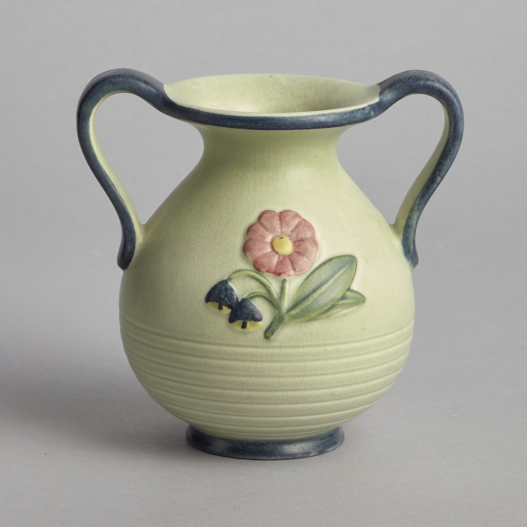 SÅLD Primavera Liten urna med hänklar