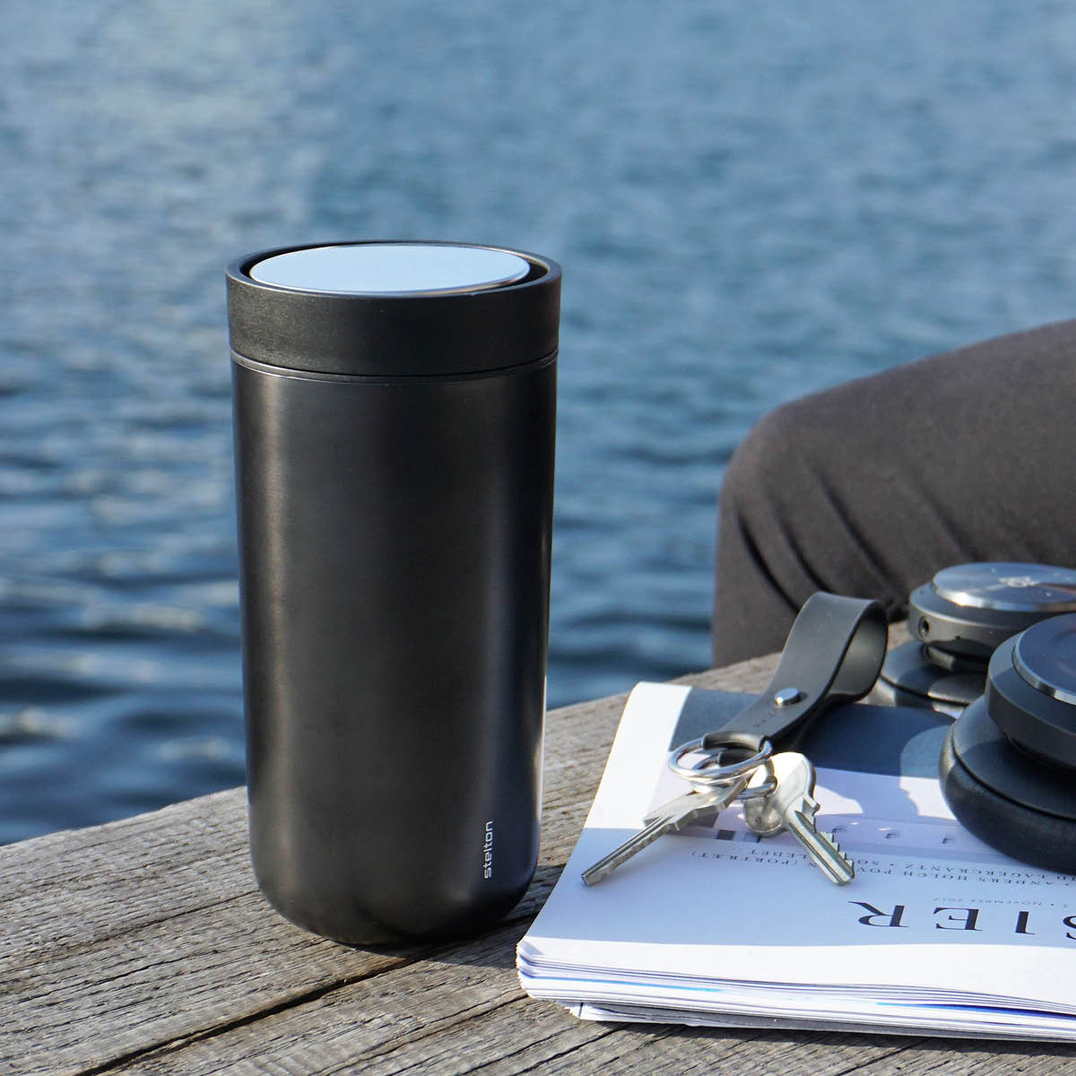 To Go Click Mugg 40 cl Svart/Metallic