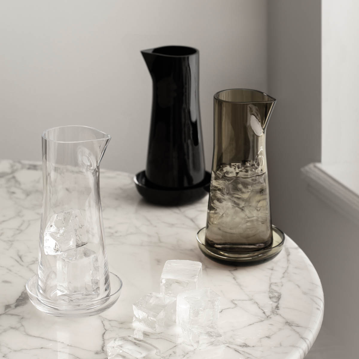 Informal Karaff med fat 100 cl Svart