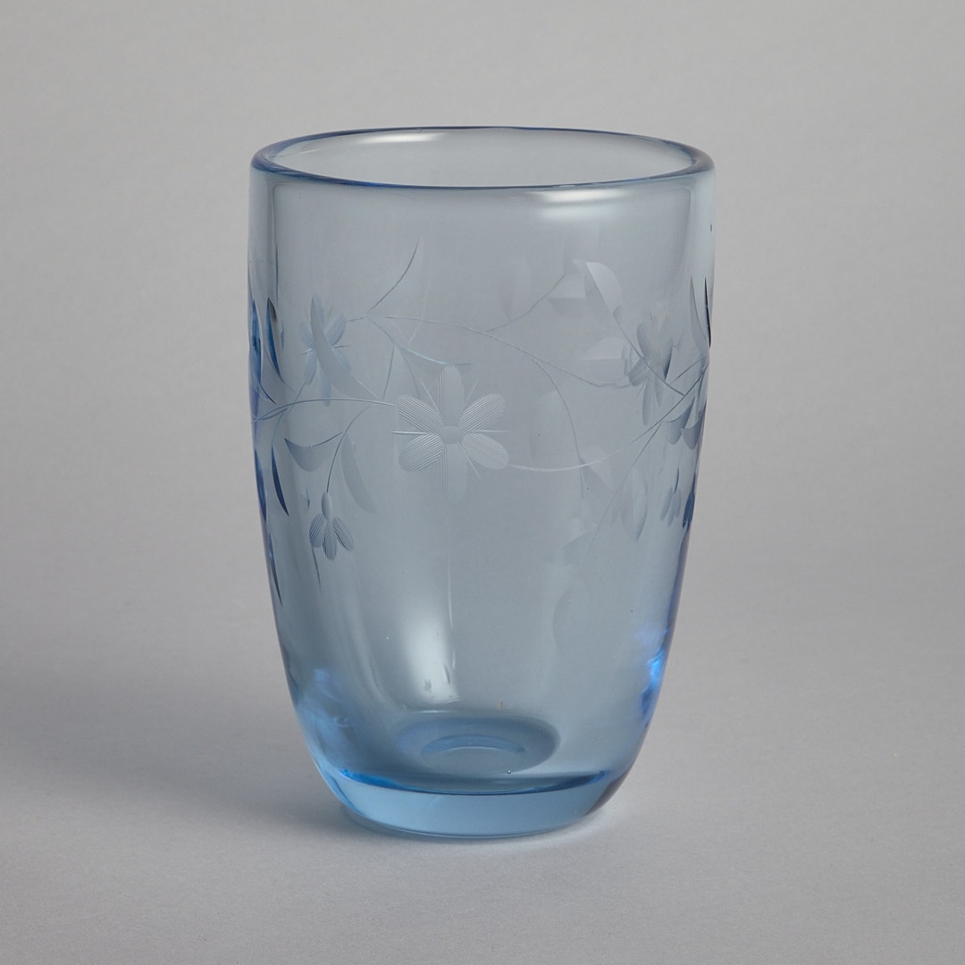 SÅLD Vas i Blått Glas