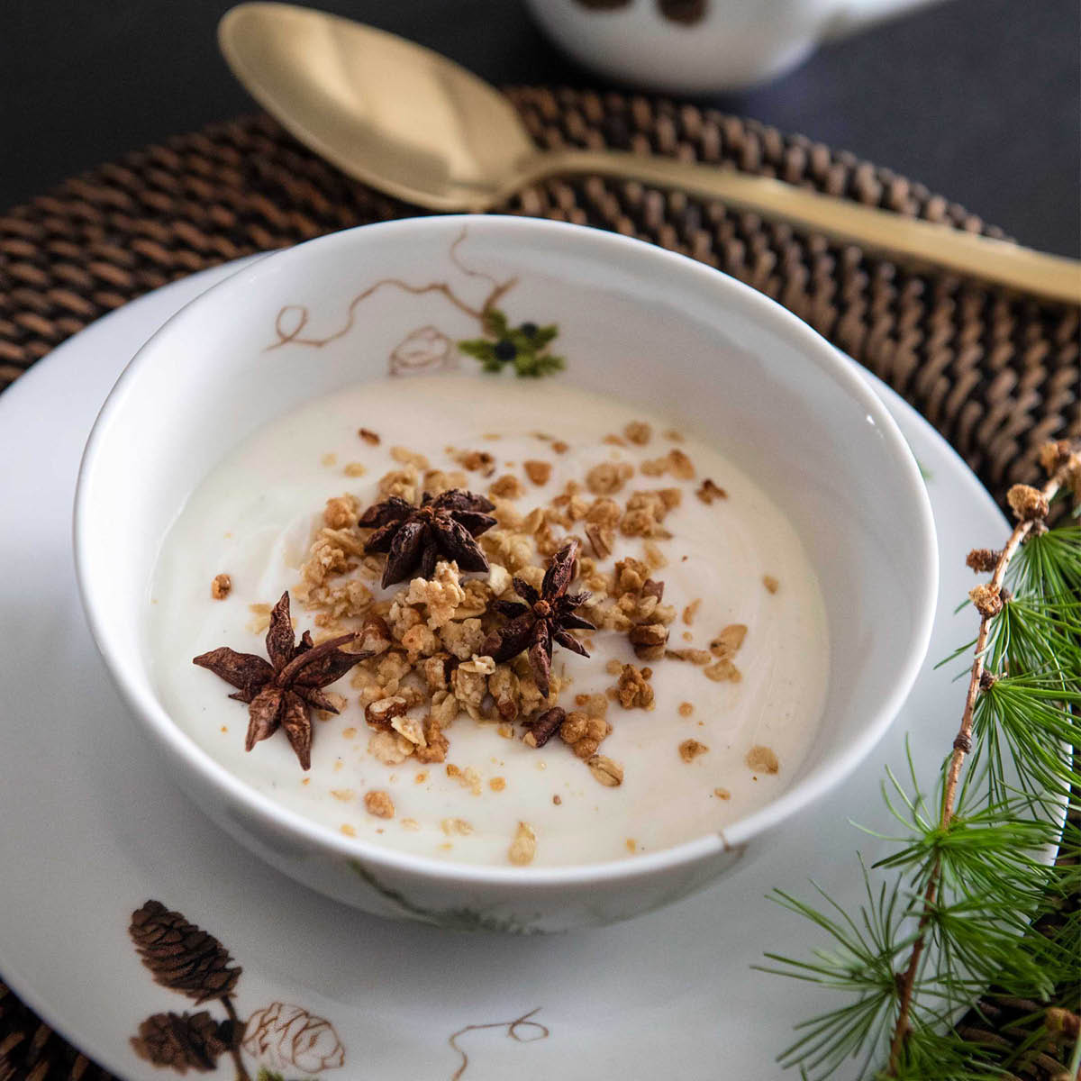 Nostalgi Tallrik 22 cm Vit/Grön