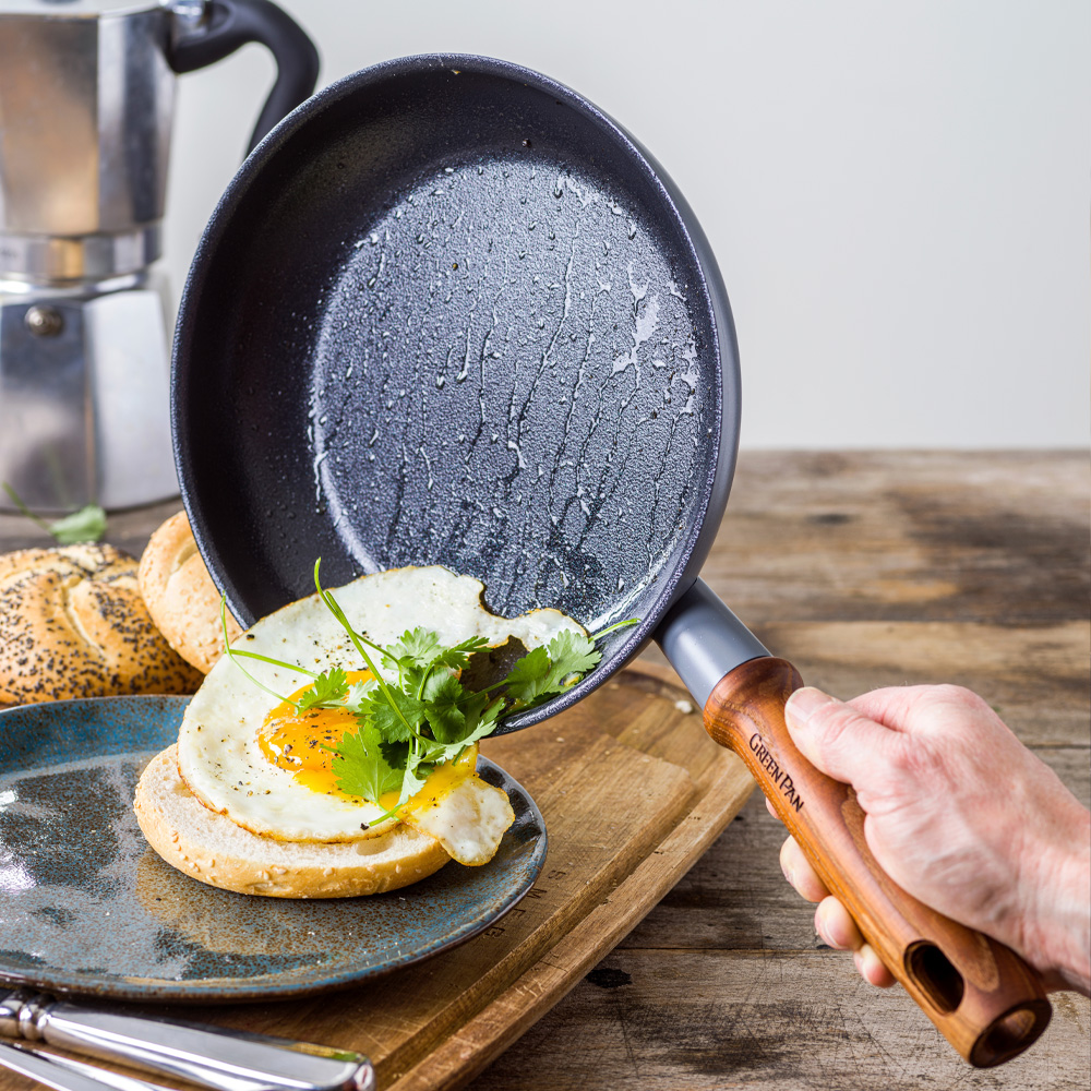 Mayflower Pro Stekpanne och Redskapsset 9 delar Svart