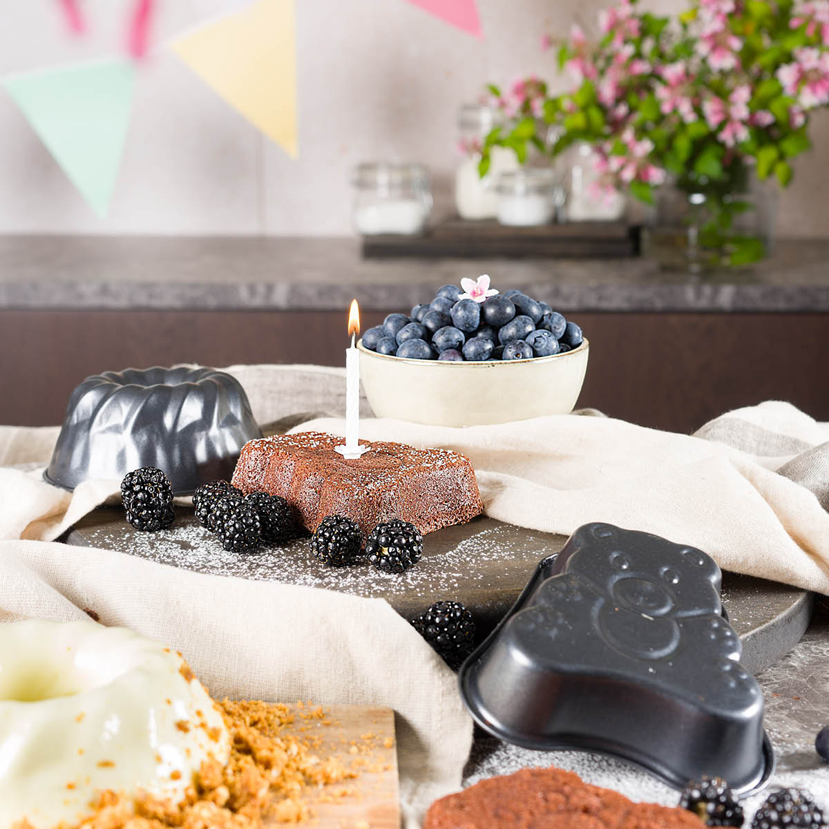 bAYk Bakform Nalle 12x10,5x 2,5 cm Grå