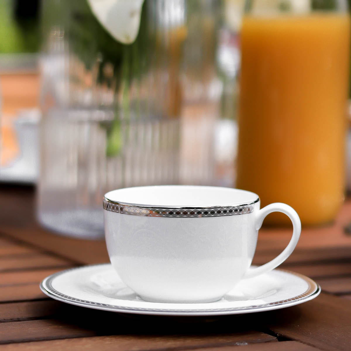 Silver Paisley Fat till kaffekopp 15 cm Vit