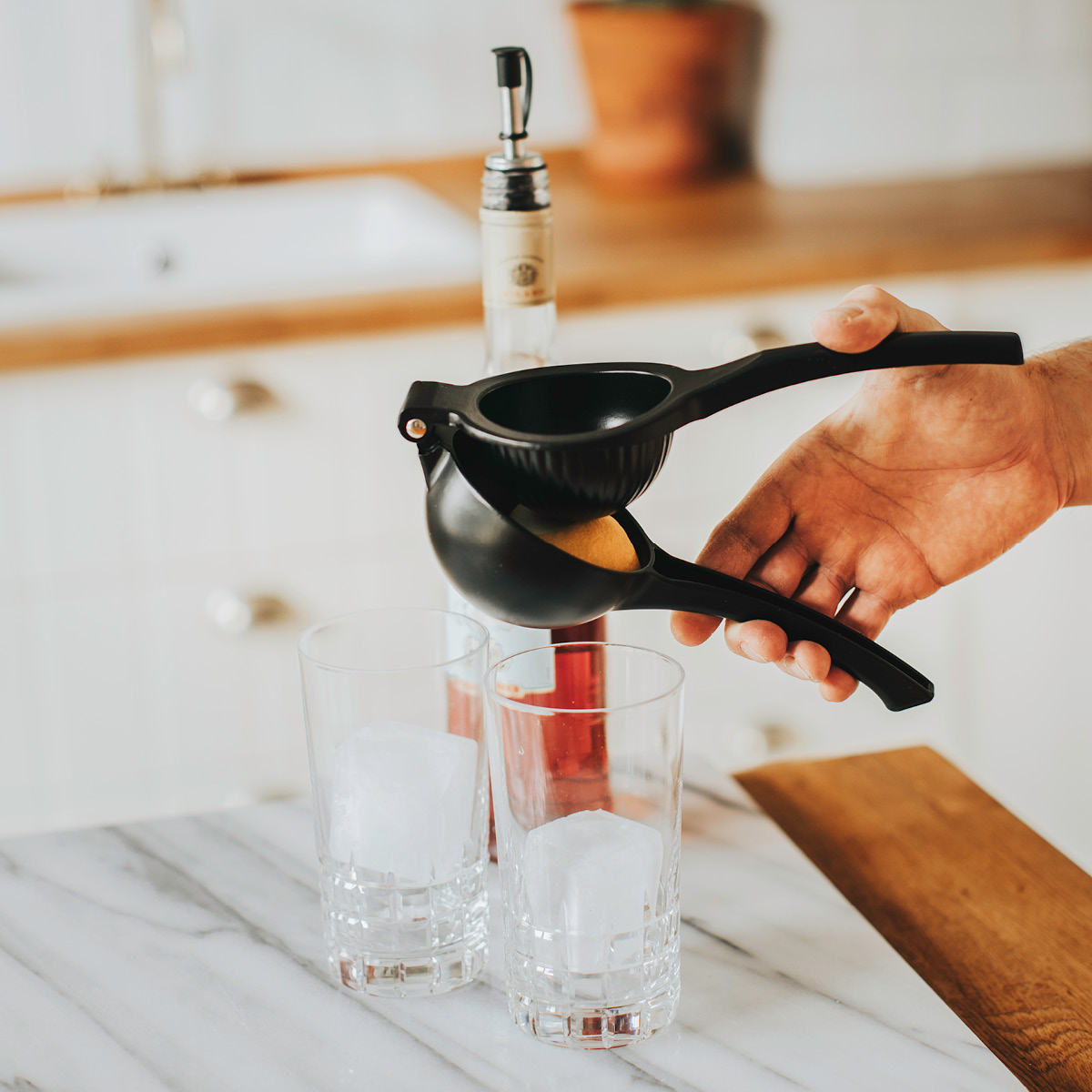 Citruspress 9 cm Svart