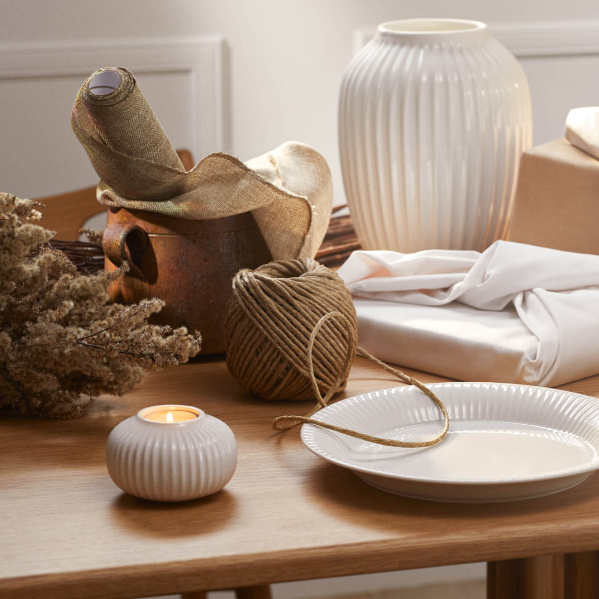 Hammersh?i Ljuslykta 10 cm Vit