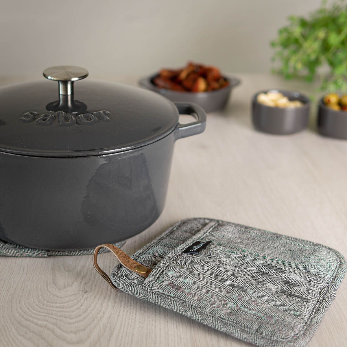 Sabor Gjutjärnsgryta 6,7 L Grå