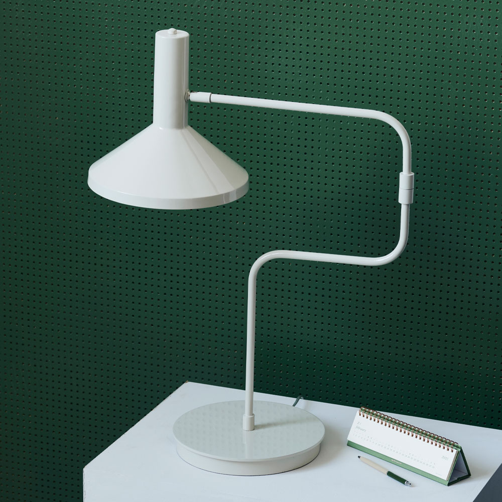 Desk Bordslampa 66x25 cm Vit