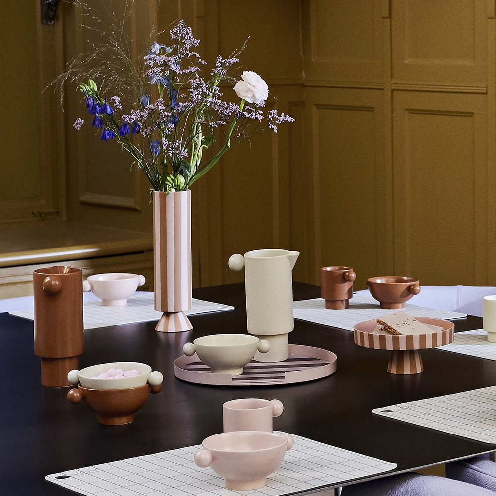 Oka Bricka 32,5 cm Rose