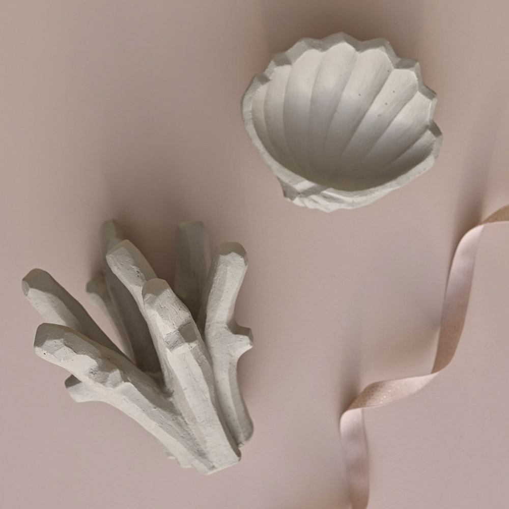 The Clam Shell Skulptur Limestone