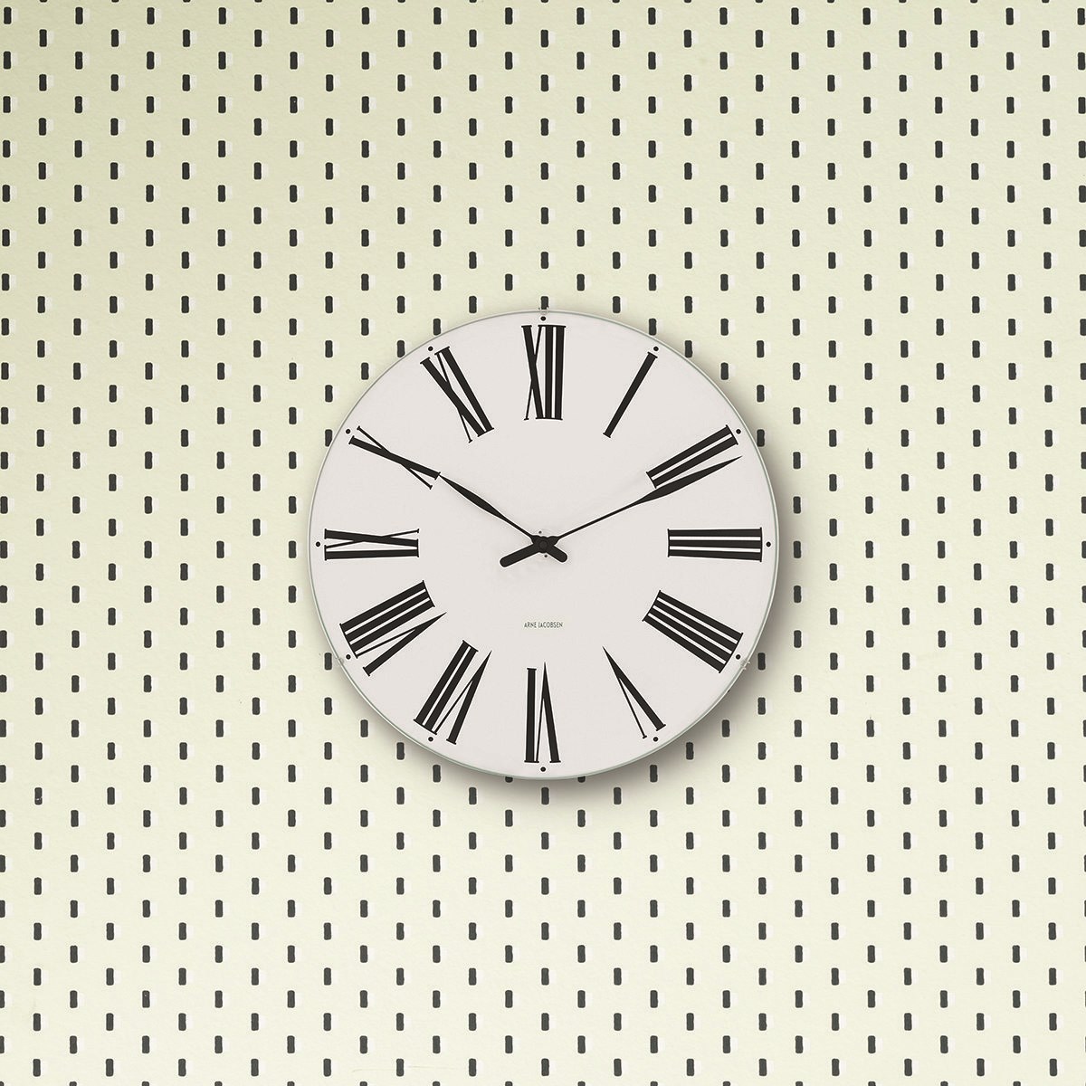 Roman Väggur 16 cm Vit